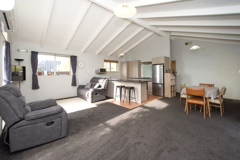 Photo of property in 17 Chadlington Street, Parklands, Christchurch, 8083