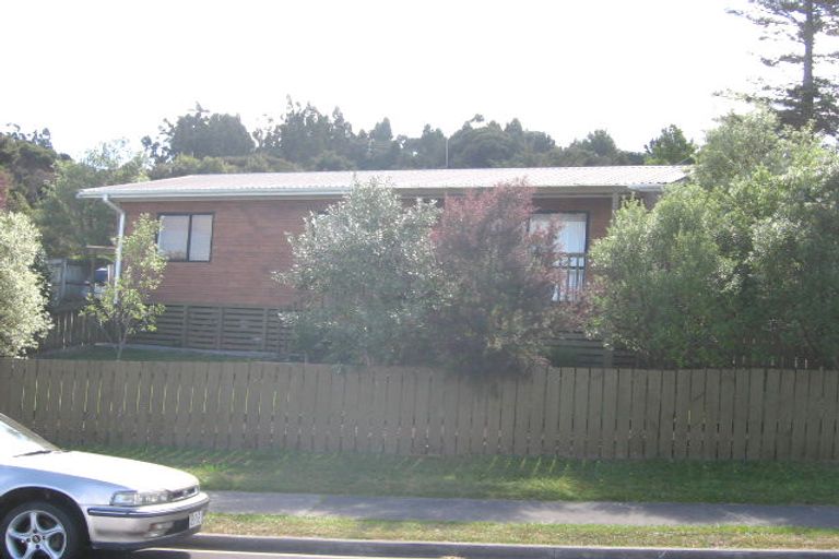 Photo of property in 1/23 Heathglen Place, Bayview, Auckland, 0629