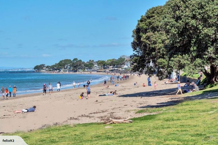 Photo of property in 3/6 Pierce Road, Milford, Auckland, 0620