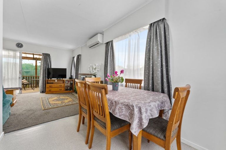 Photo of property in 35 Shelton Place, Feilding, 4702