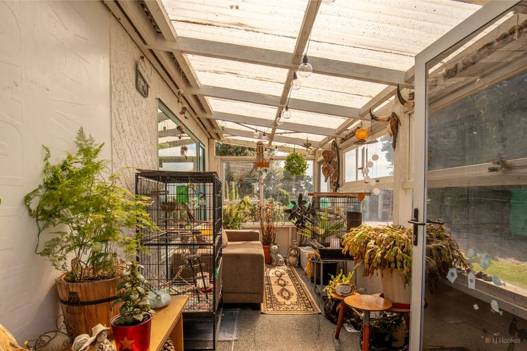 Photo of property in 347 Waimate Highway, Saint Andrews, Timaru, 7971