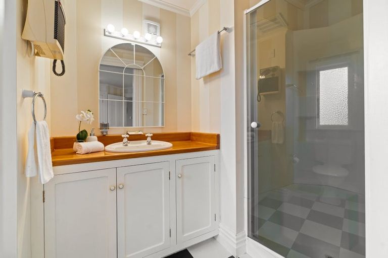 Photo of property in 11 Kowhai Park Road, Maunu, Whangarei, 0110