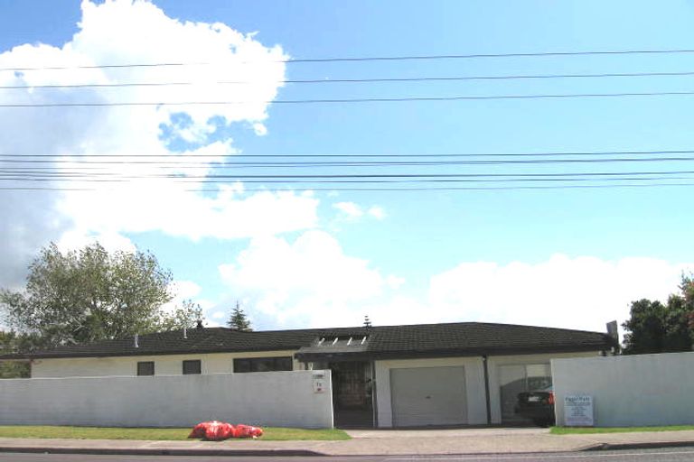 Photo of property in 73 Carlisle Road, Torbay, Auckland, 0632