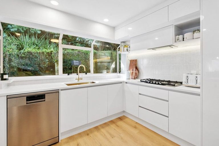 Photo of property in 21a Sydney Street, Hauraki, Auckland, 0622