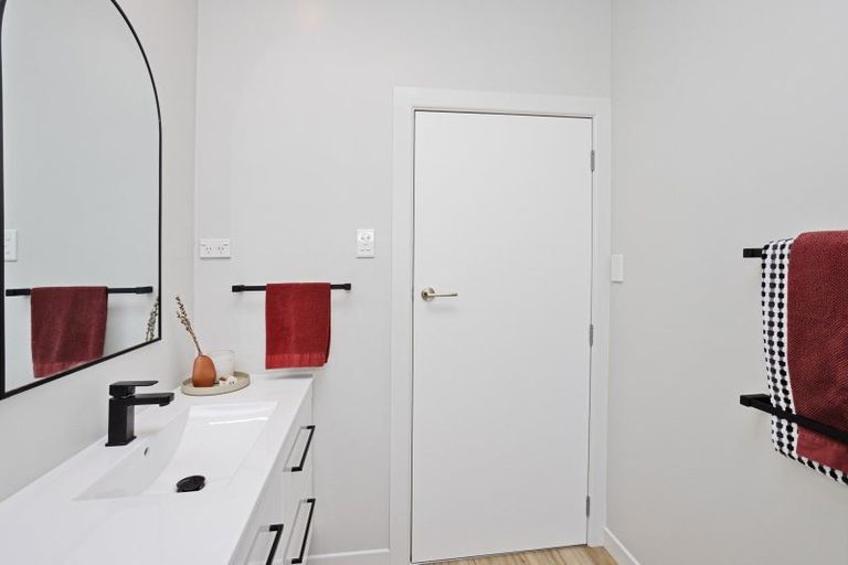 Photo of property in 129 Joseph Street, Waverley, Invercargill, 9810