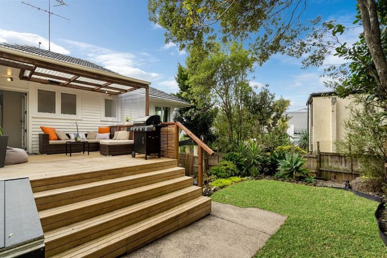 Photo of property in 1/28 Hart Road, Hauraki, Auckland, 0622