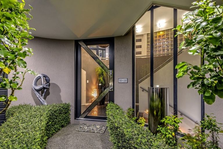 Photo of property in 18 Harry Ell Drive, Cashmere, Christchurch, 8022