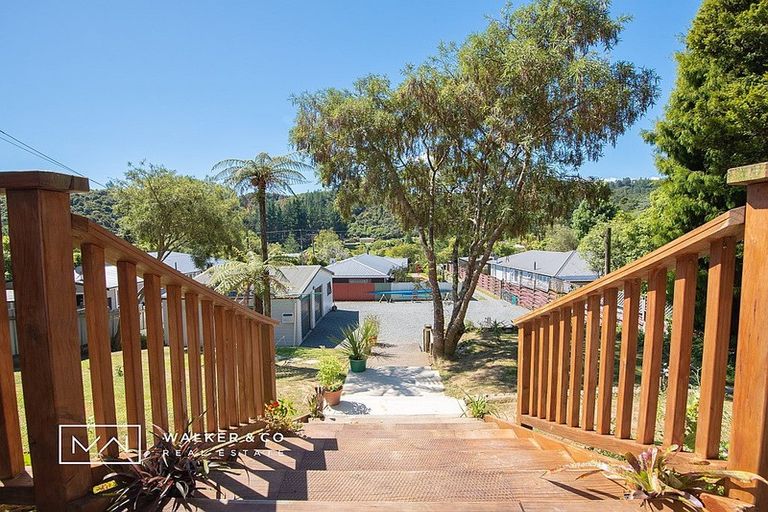 Photo of property in 186a Plateau Road, Te Marua, Upper Hutt, 5018