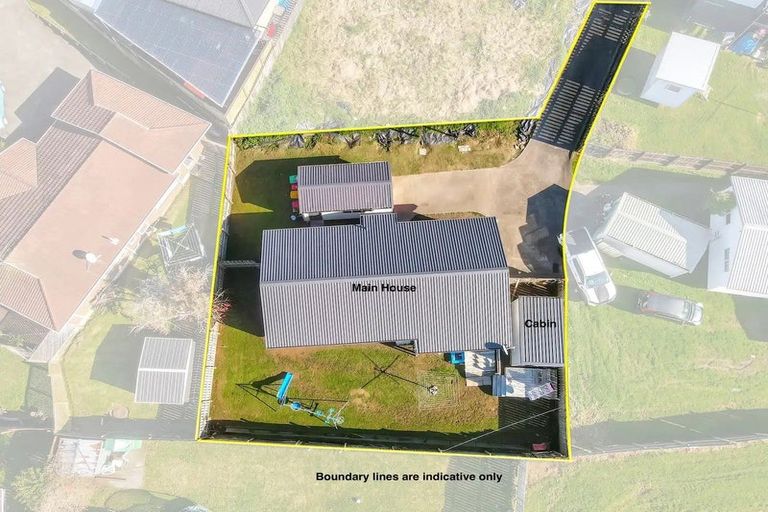 Photo of property in 16 Southview Place, Wattle Downs, Auckland, 2102