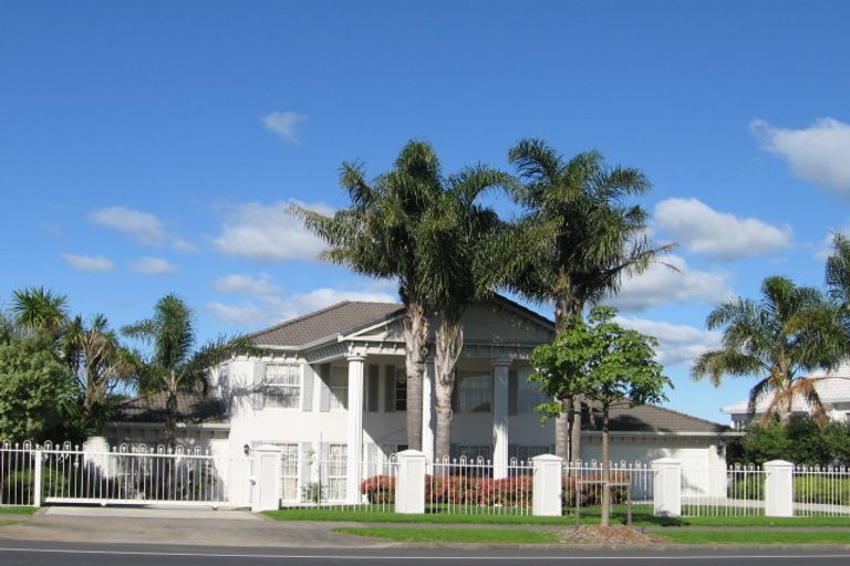 Photo of property in 8 Whitford Road, Howick, Auckland, 2014