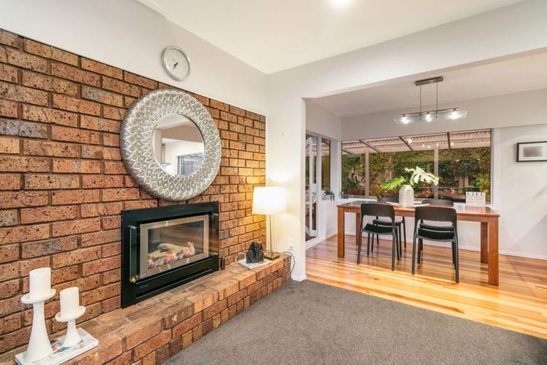 Photo of property in 31 Stredwick Drive, Torbay, Auckland, 0630