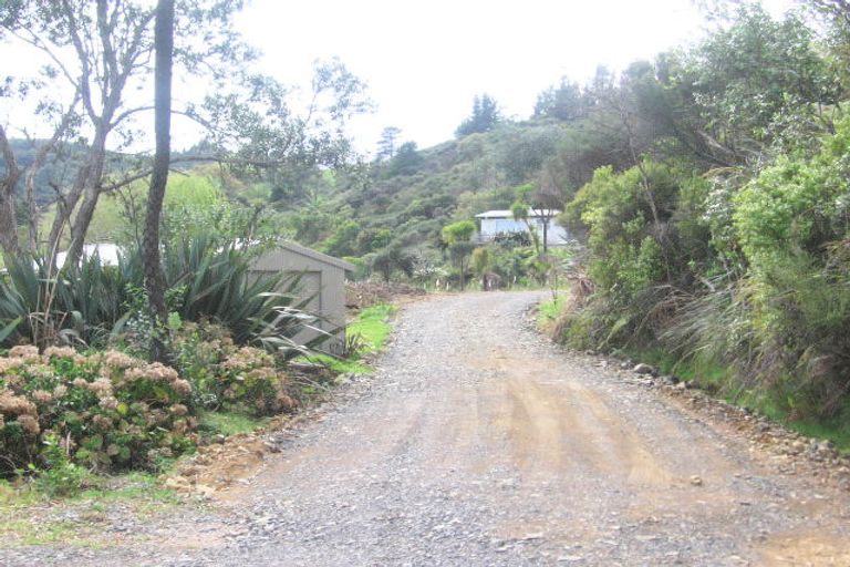 Photo of property in 2120 Long Bay Road, Coromandel, 3581