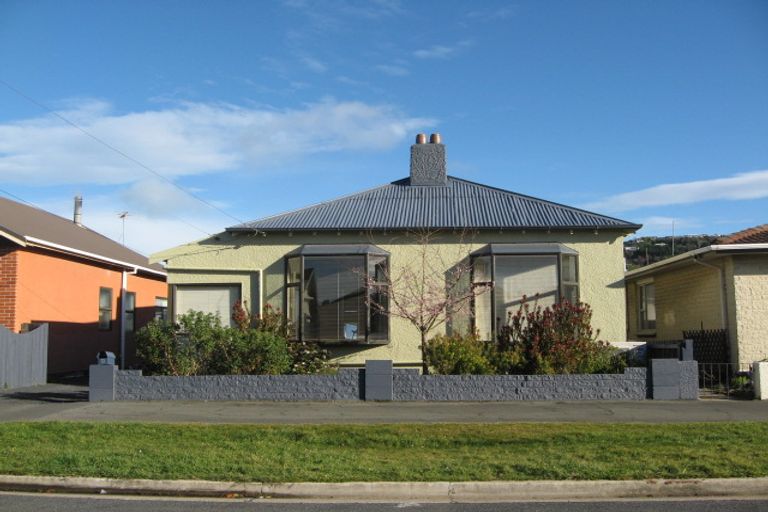 Photo of property in 2 Nile Street, Saint Clair, Dunedin, 9012