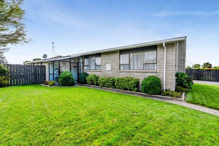 Photo of property in 8 Glamis Avenue, Bell Block, New Plymouth, 4312