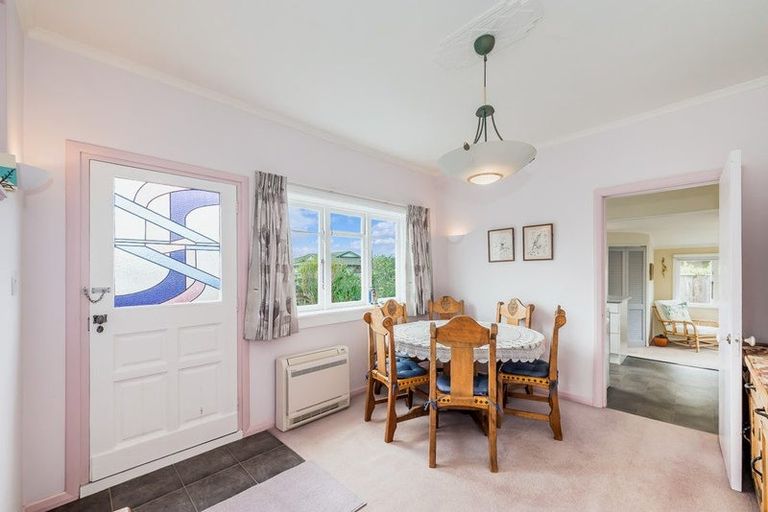 Photo of property in 4 Nathan Avenue, Paraparaumu Beach, Paraparaumu, 5032