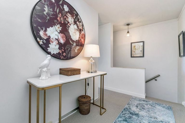 Photo of property in 2/7 London Street, Saint Marys Bay, Auckland, 1011