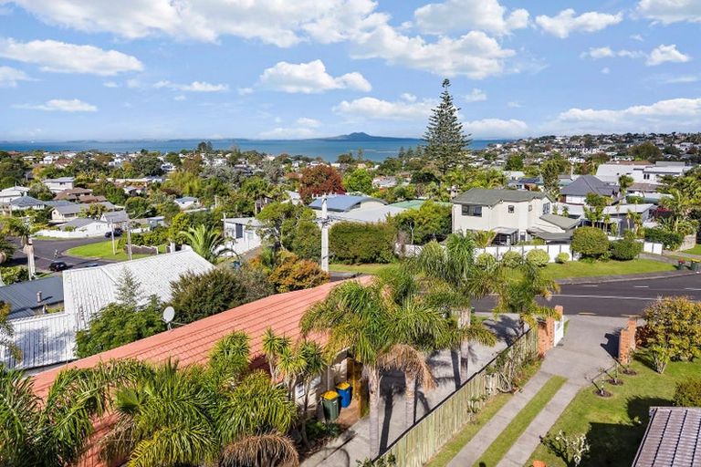 Photo of property in 59 Killarney Avenue, Torbay, Auckland, 0630