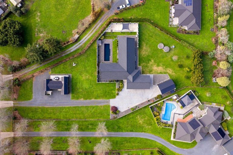 Photo of property in 10 Brighton Grove, Newstead, Hamilton, 3286