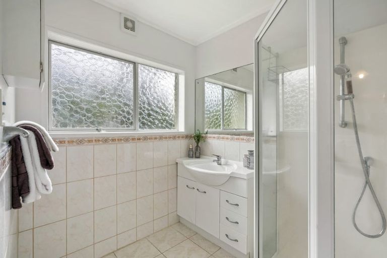 Photo of property in 3/22 Waitemata Road, Hauraki, Auckland, 0622