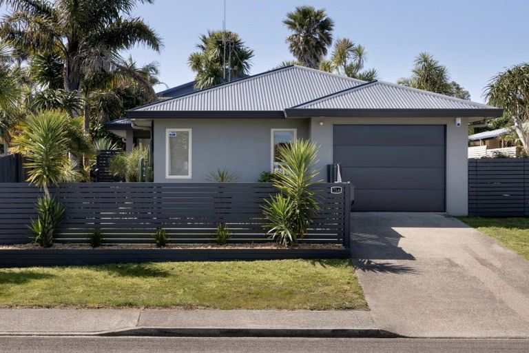 Photo of property in 91a Simpson Road, Papamoa Beach, Papamoa, 3118