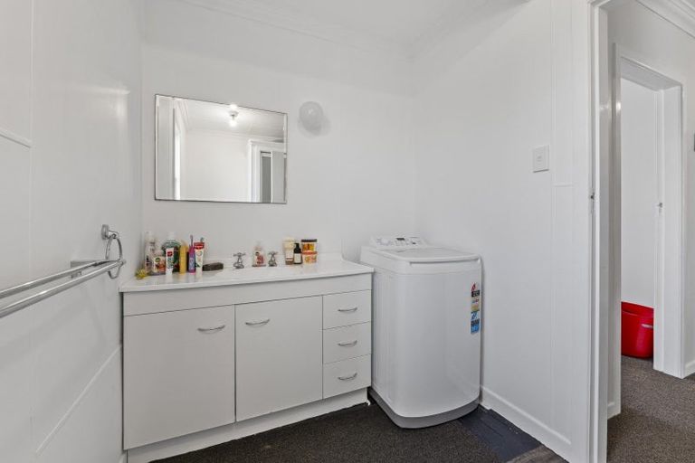 Photo of property in 44 Princess Street, Waitara, 4320