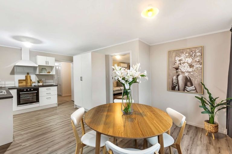 Photo of property in 14 Harriet Place, Spotswood, New Plymouth, 4310