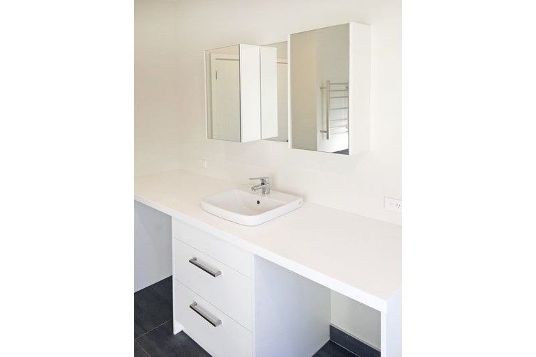 Photo of property in 8 Falconer Rise, Jacks Point, Queenstown, 9371