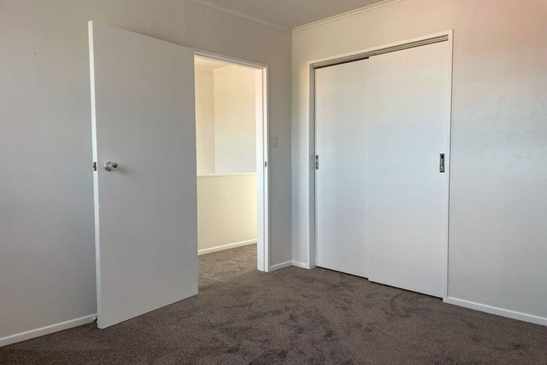 Photo of property in 2/62 Martin Street, Wallaceville, Upper Hutt, 5018