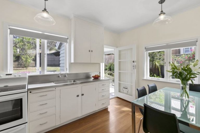 Photo of property in 67 Barrack Road, Mount Wellington, Auckland, 1060