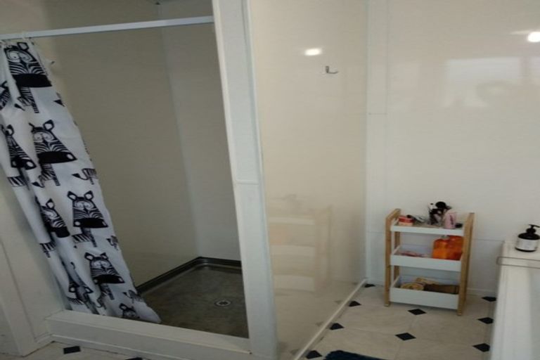 Photo of property in 52 Kirkcaldy Street, South Dunedin, Dunedin, 9012