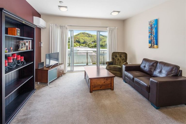 Photo of property in Monterey Apartments, 60/232 Middleton Road, Glenside, Wellington, 6037