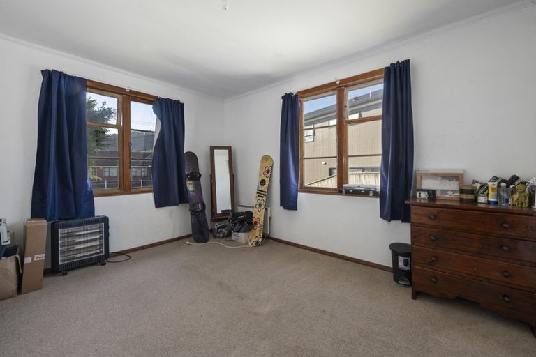 Photo of property in 21 Molesworth Street, Taita, Lower Hutt, 5011