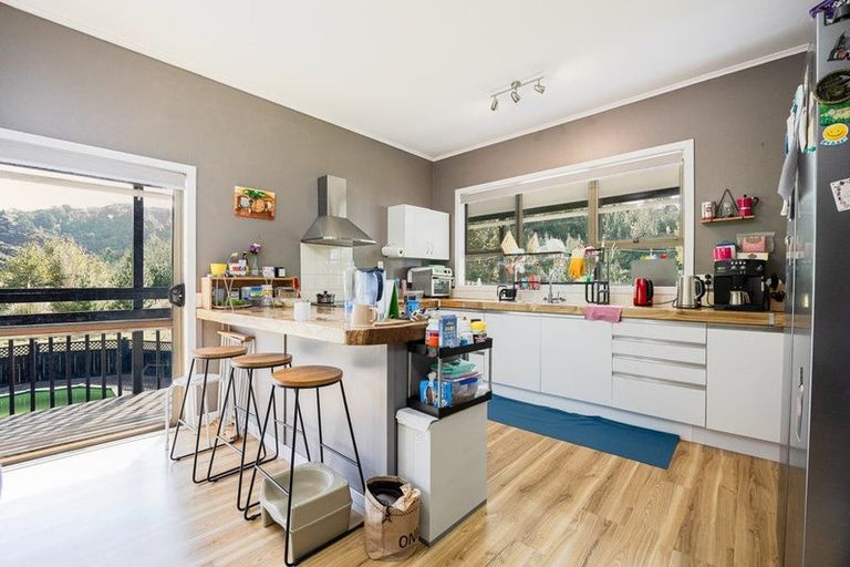 Photo of property in 21 Noakes Hill Road, Puhoi, Silverdale, 0994