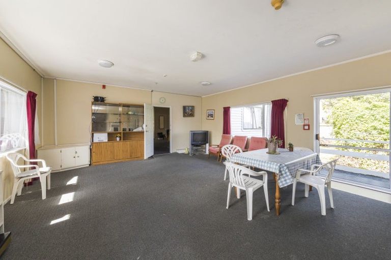 Photo of property in 22 Palm Avenue, Hokowhitu, Palmerston North, 4410