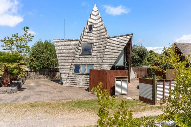 Photo of property in 68a Vista Paku, Pauanui, Hikuai, 3579