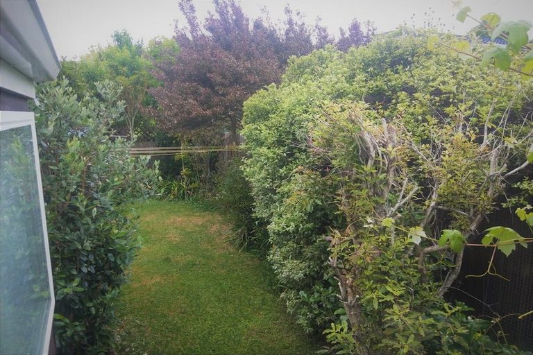 Photo of property in 16b Cashmere Road, Cashmere, Christchurch, 8022