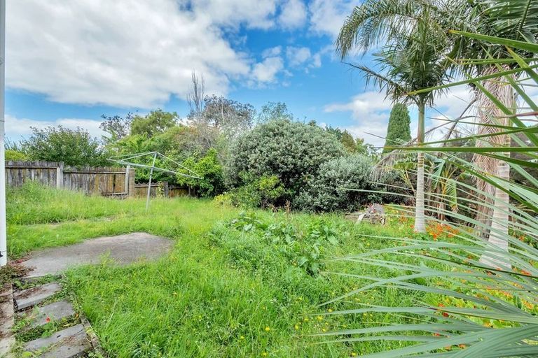 Photo of property in 30 Killarney Avenue, Torbay, Auckland, 0630