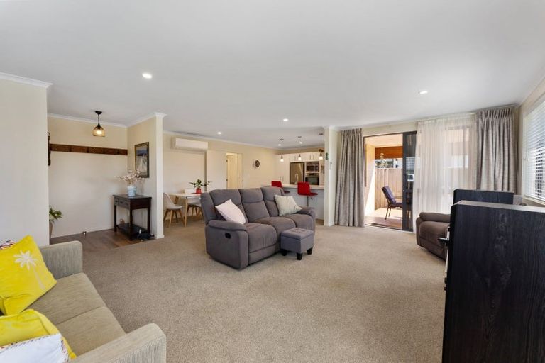 Photo of property in 3 Hereford Drive, Carterton, 5713