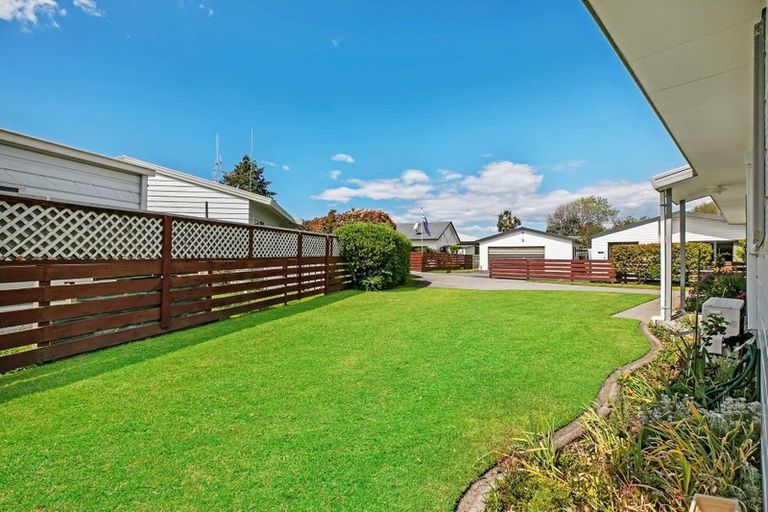 Photo of property in 6 Barbara Grove, Papamoa Beach, Papamoa, 3118