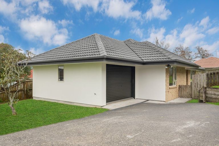 Photo of property in 17 Cretian Crescent, Henderson, Auckland, 0612