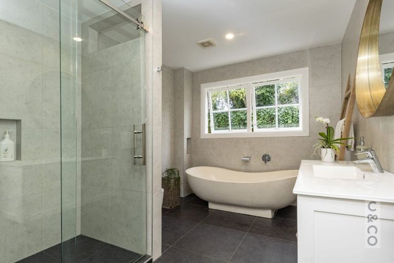 Photo of property in 853 State Highway 16, Waimauku, 0812