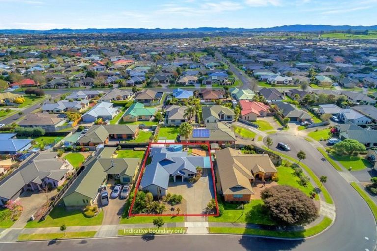 Photo of property in 19 Cranbrook Place, Rototuna North, Hamilton, 3210