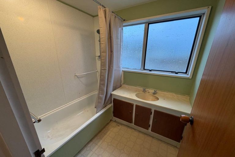 Photo of property in 1/70 Palmers Road, New Brighton, Christchurch, 8083