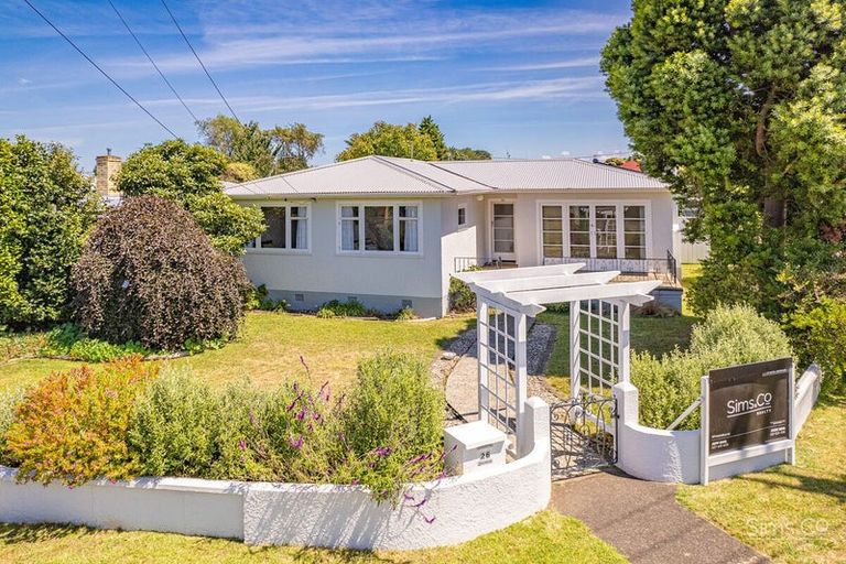 Photo of property in 26 Selwyn Crescent, College Estate, Whanganui, 4500