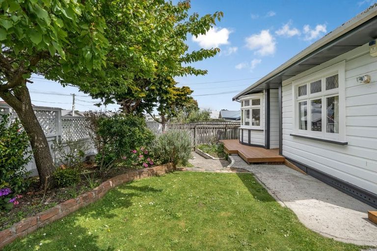 Photo of property in 53 William Street, Petone, Lower Hutt, 5012