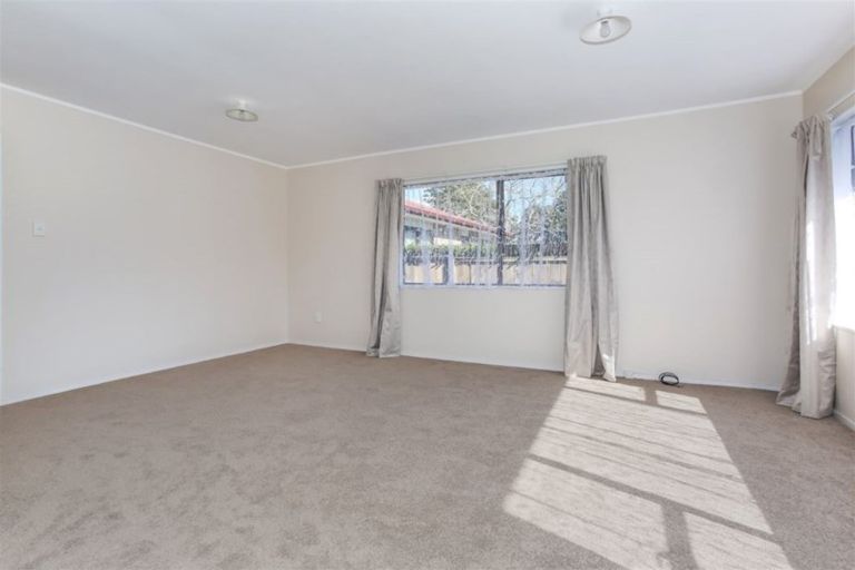 Photo of property in 2/24 West Street, Pukekohe, 2120