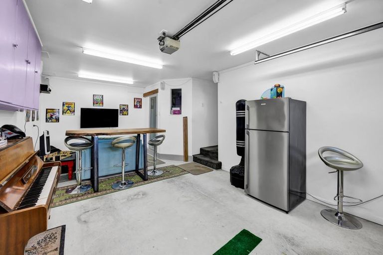 Photo of property in 5 Scott Street, Moturoa, New Plymouth, 4310