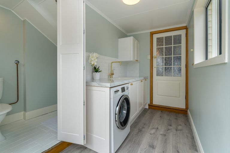 Photo of property in 75 Eglinton Road, Mornington, Dunedin, 9011