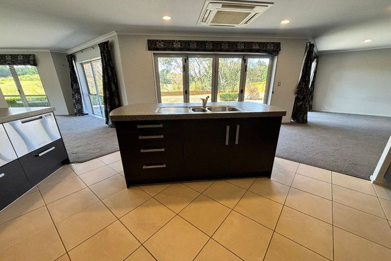 Photo of property in 27 Williams Road, Glenbrook, Waiuku, 2681