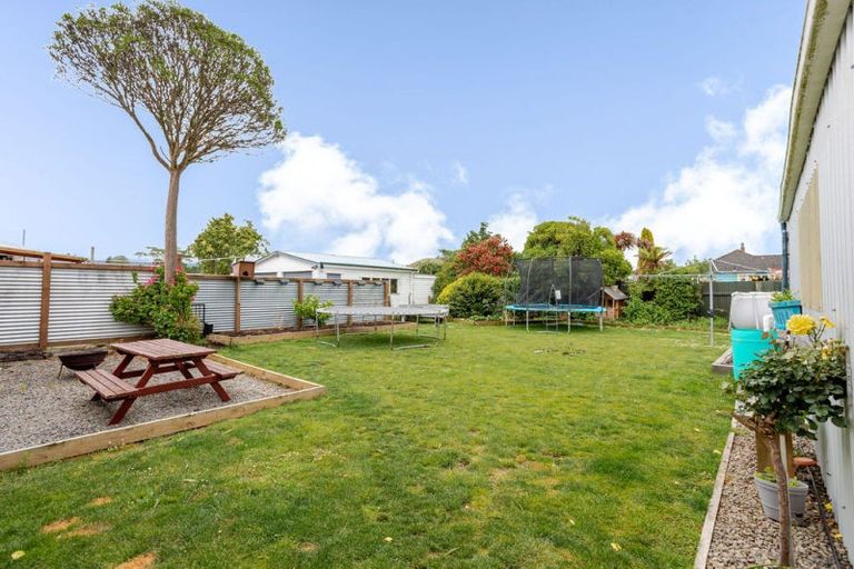 Photo of property in 15 Neptune Street, Dannevirke, 4930